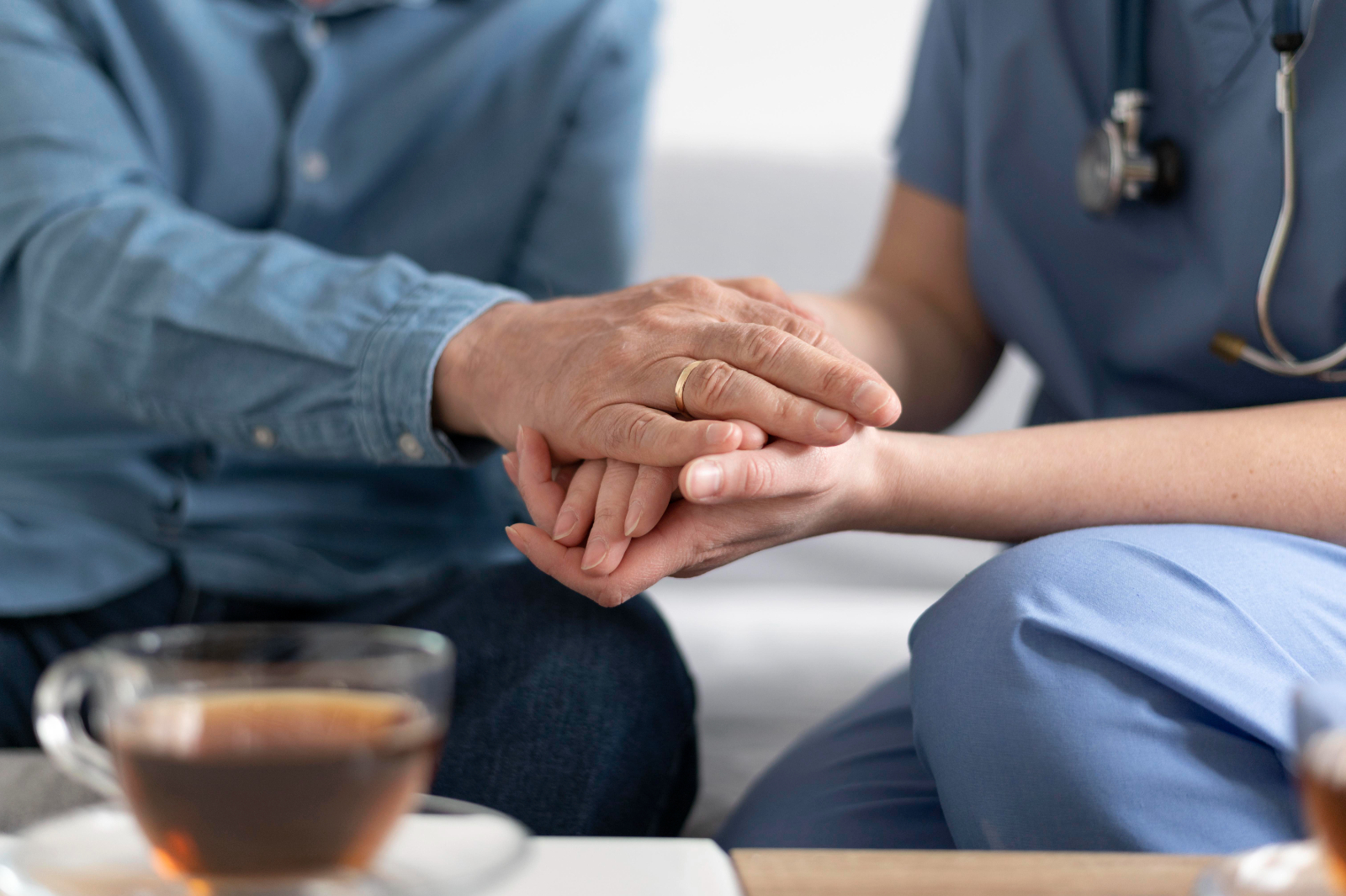 In-Home Alzheimers Care Tips for Families and Caregivers